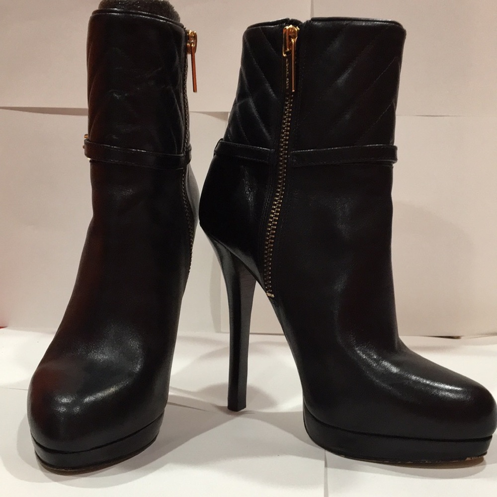 Michael kors ankle heels